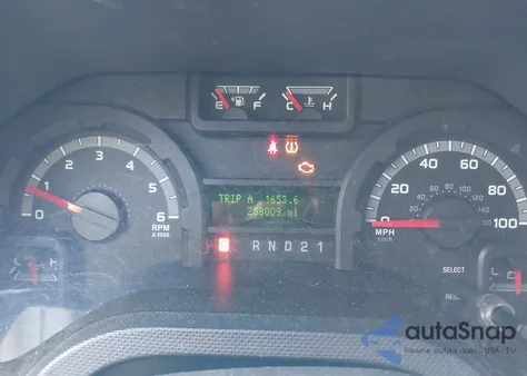 2014 Ford E-350 Super Duty Xlt from USA, damaged, VIN 1FBNE3BL3EDA15497